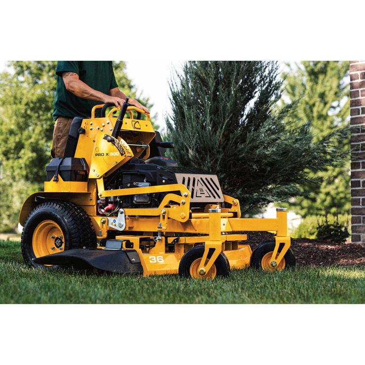 Cub Cadet PRO X 636 (53FZ3CSBA50) Cub Cadet PRO X 636 (53FZ3CSBA50)