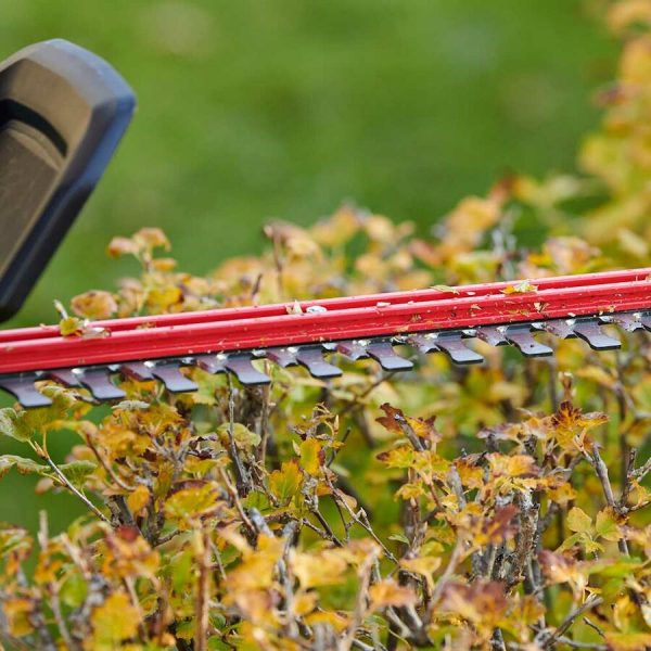 Toro 60V MAX* 24 in. (60.96 cm) Hedge Trimmer with 2.5Ah Battery (51840)