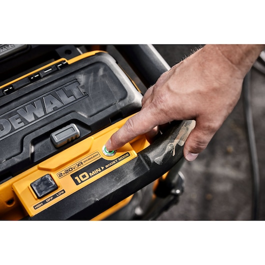 DEWALT 2X20V MAX* 1600 MAX PSI** Brushless Pressure Washer​ Kit with FLEXVOLT®